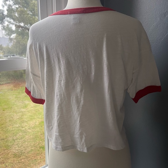 Cool Vibes Crop Top - Picture 4 of 4